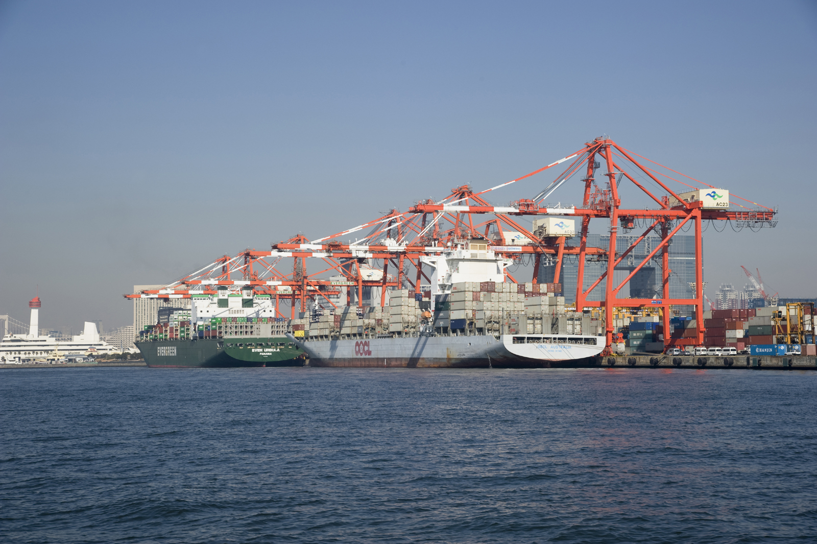 コンテナふ頭 Container Terminals 東京都港湾局公式ホームページ コンテナふ頭 Container Terminals 東京都港湾局公式ホームページ