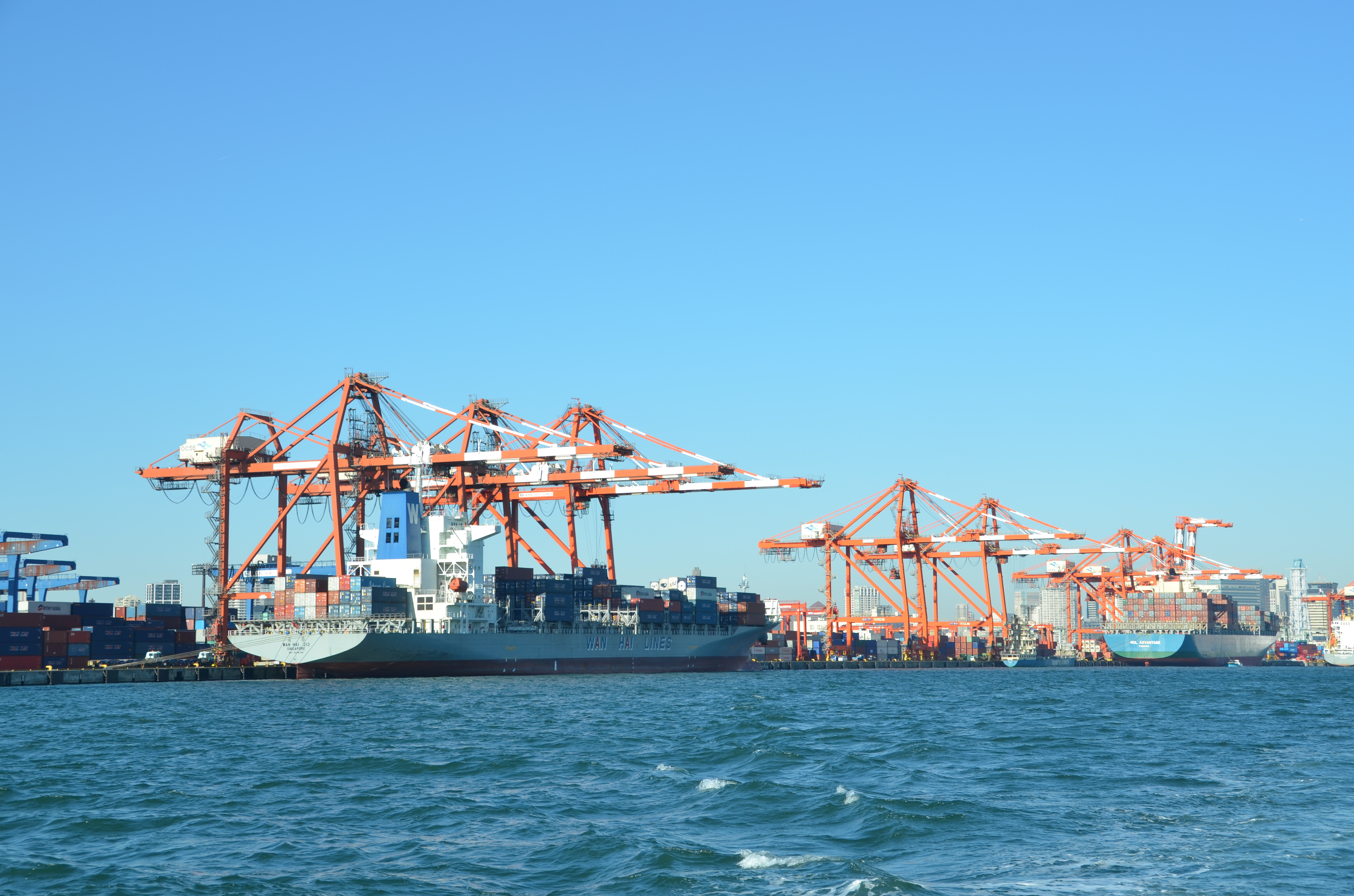 コンテナふ頭 Container Terminals 東京都港湾局公式ホームページ